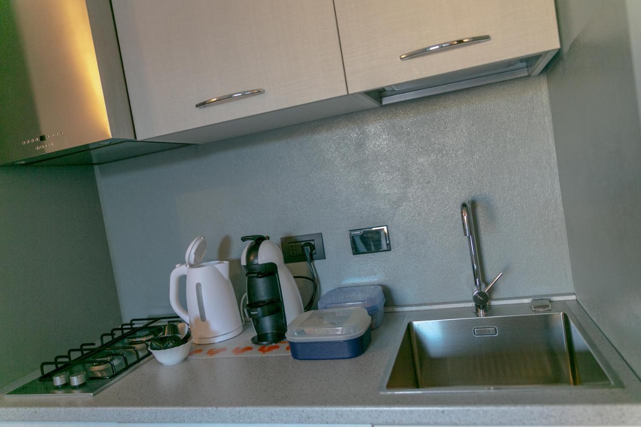 Al Centro Del Borgo Appartement Guarene Buitenkant foto